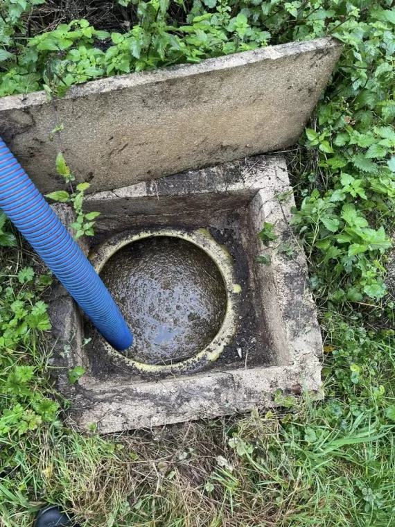 devis Vidange de fosse septique à Reims et débouchage canalisation a Reims