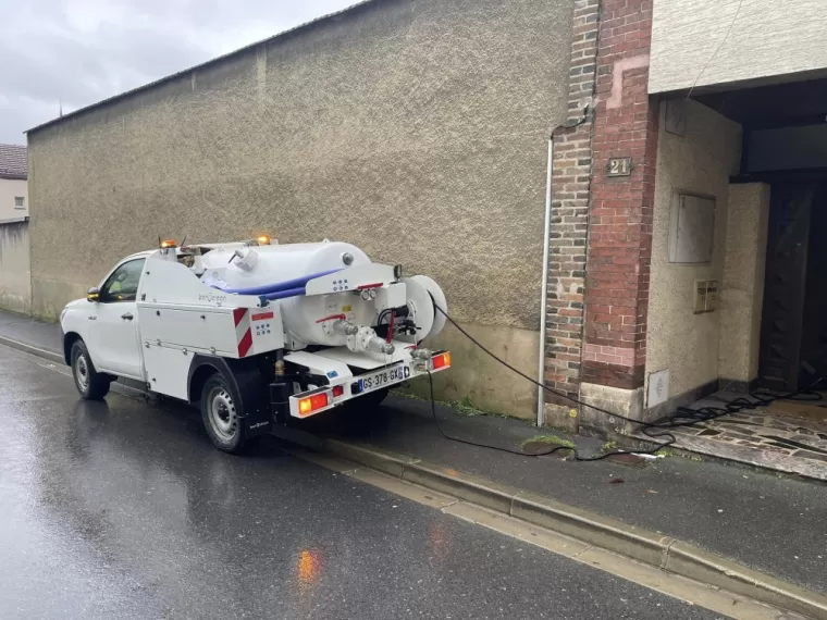 Débouchage et détartrage d’un réseaux de tout à l’égout à Epernay 