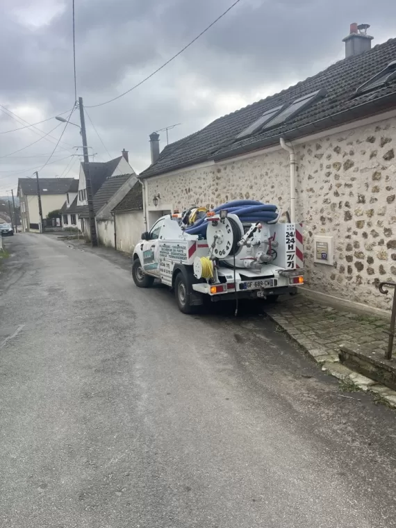 Débouchage de WC en urgence à Fere en Tardenois , Château-Thierry, ISIK ASSAINISSEMENT
