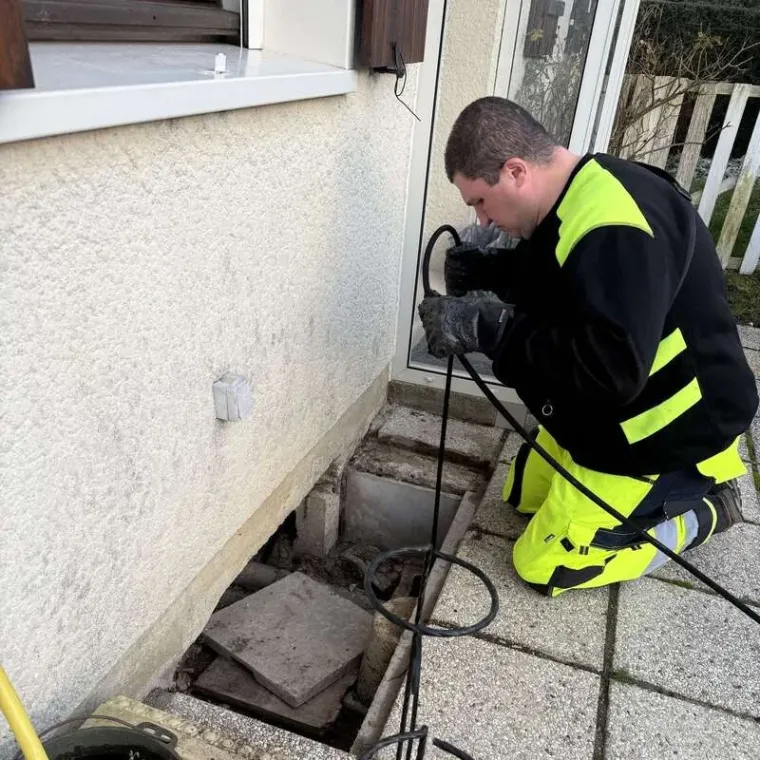 Service de débouchage urgent et entretien de fosses septiques à Château-Thierry, Château-Thierry, ISIK Assainissement